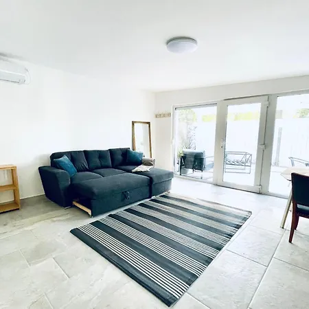 Apartment Lakeside Next To In Balatonlelle