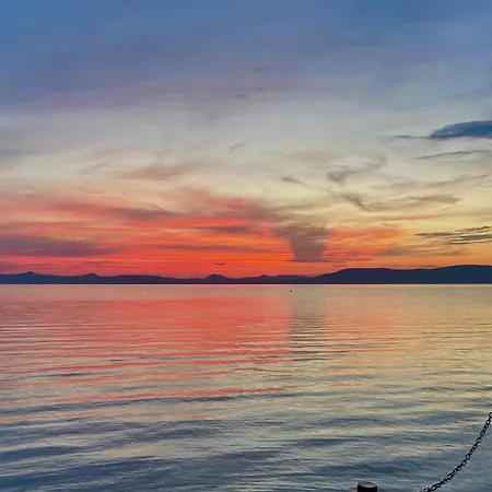 Daire Lakeside Next To In Balatonlelle